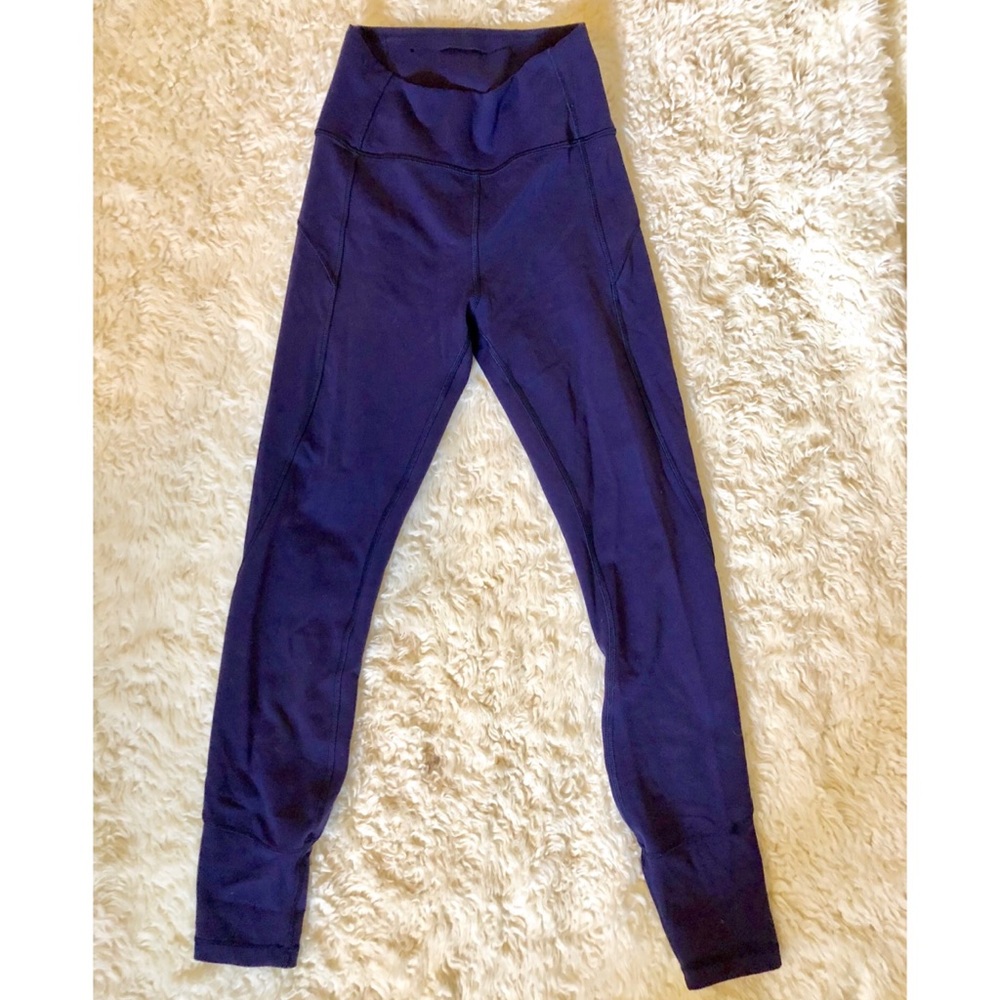 Lululemon in movement 7/8 tight size 4